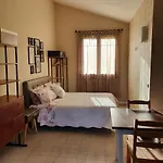 Oda ve Kahvaltı Glicine & 3*