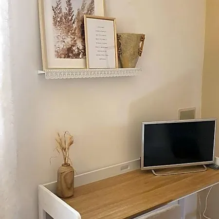 Oda ve Kahvaltı Glicine &